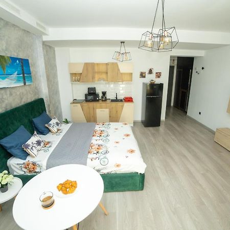 Studio 60 By The Beach Mamaia, Free Parking Casa Del Mar Apartment Exterior photo