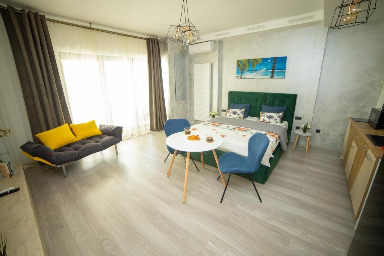 Studio 60 By The Beach Mamaia, Free Parking Casa Del Mar Apartment Exterior photo