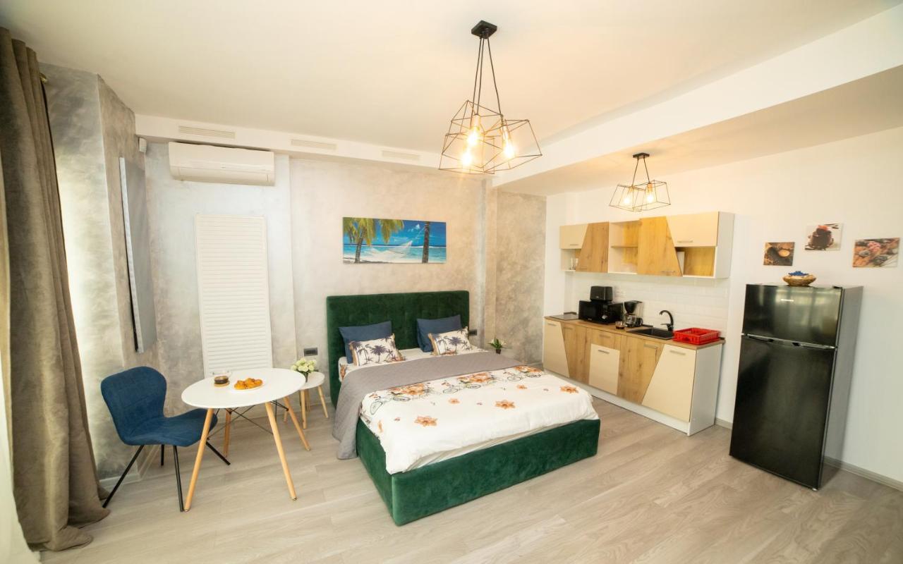 Studio 60 By The Beach Mamaia, Free Parking Casa Del Mar Apartment Exterior photo